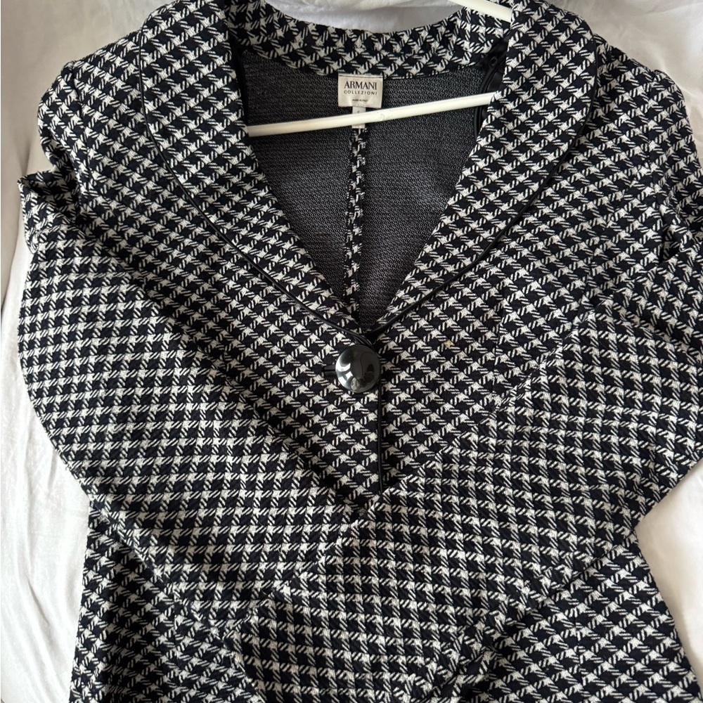 Armani Collezioni Women's Black and White Houndstooth Blazer